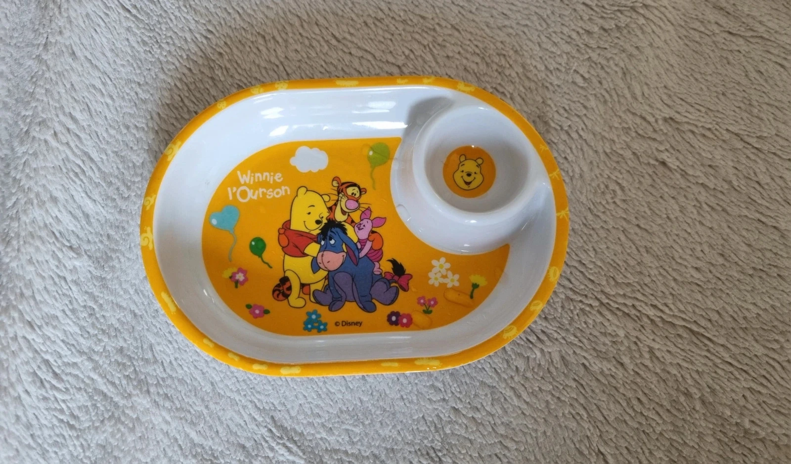 Assiette bébé wiinie l'ourson disney